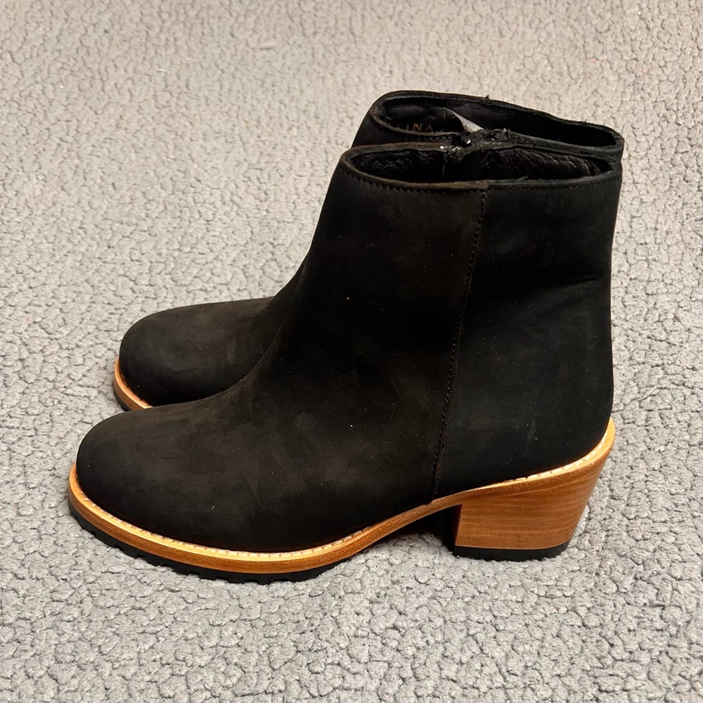 Portland Leather Goods Patina Canyon Ankle Bootie Black Womens Size 7 Brown Trim